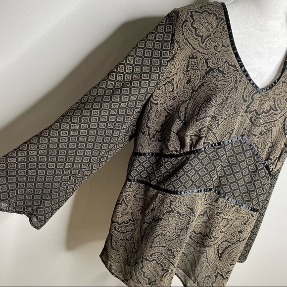 5/$25! Avenue v neck boho chic top size 18/20 - Picture 2 of 5